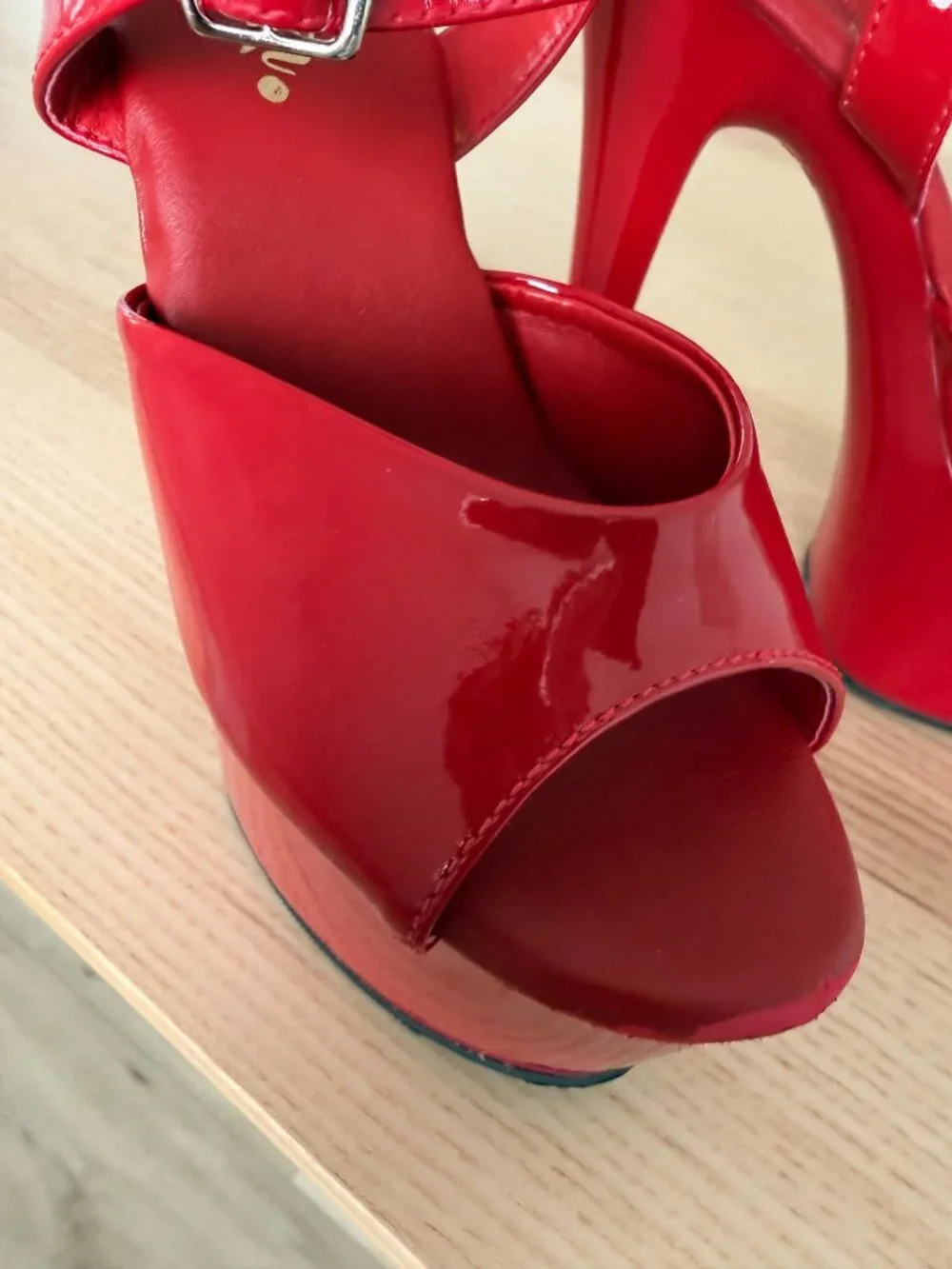 Pleaser Aspire-609 Red Platform Sandals | 6” Heel | Ankle Strap | Size 7 - Picture 3 of 6
